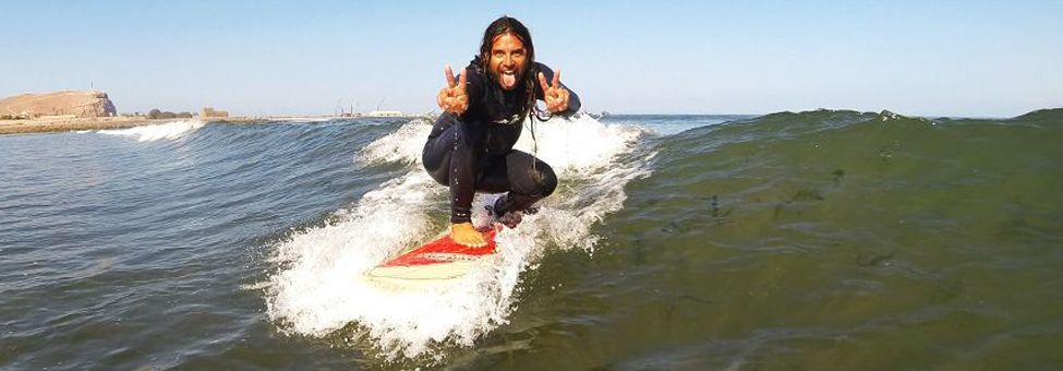 SURF SCHOOL IN CHICAMA