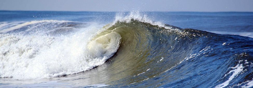 SURFING IN PORTO