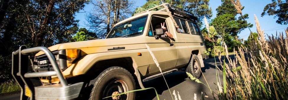 BEACH TOUR BY 4X4 JEEP