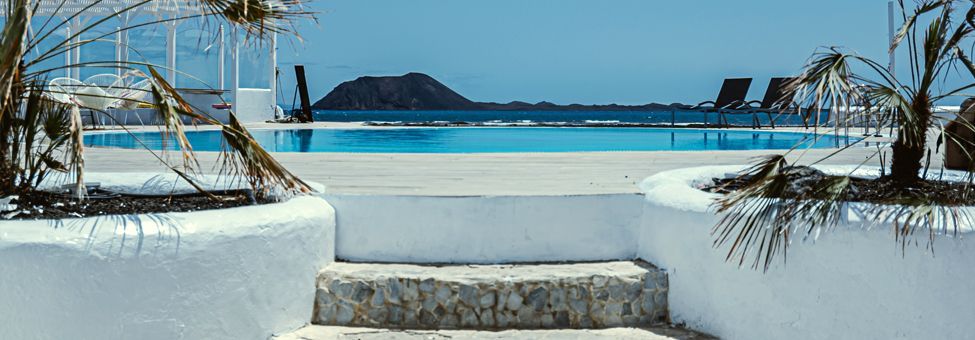 Corralejo Apartments with pool