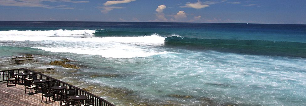 Tropical Pasta Surf House.Surfing In Pasta Point