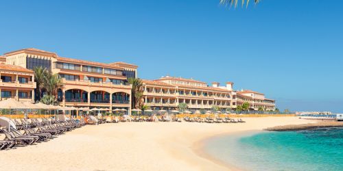 FUERTEVENTURA SURF CAMP IN RESORT